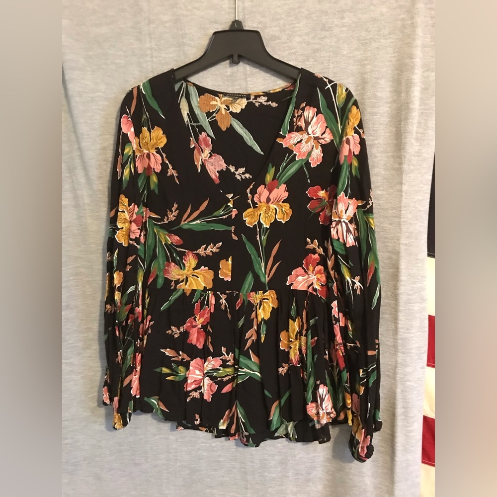 Flowered v neck shirt